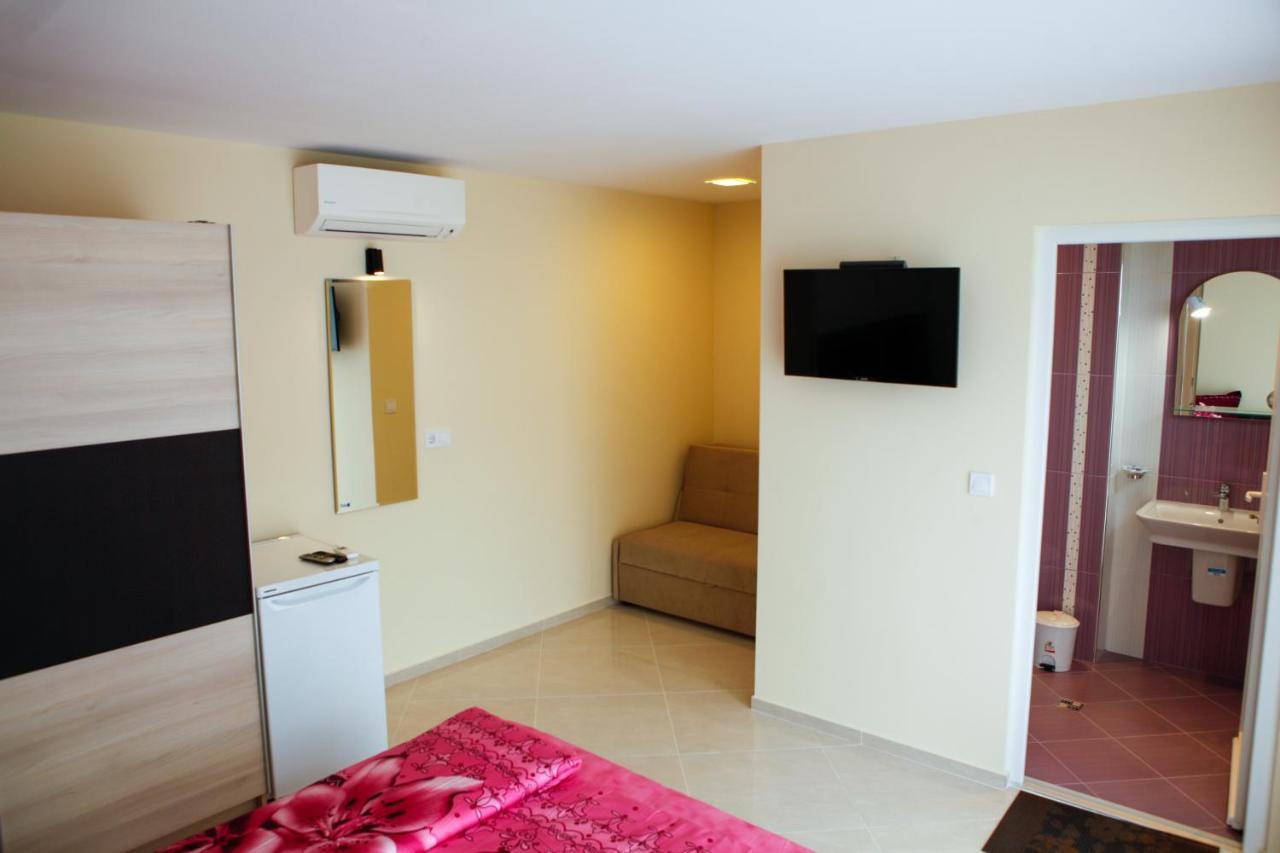 Zafo Hotel Sinemoretz Ngoại thất bức ảnh