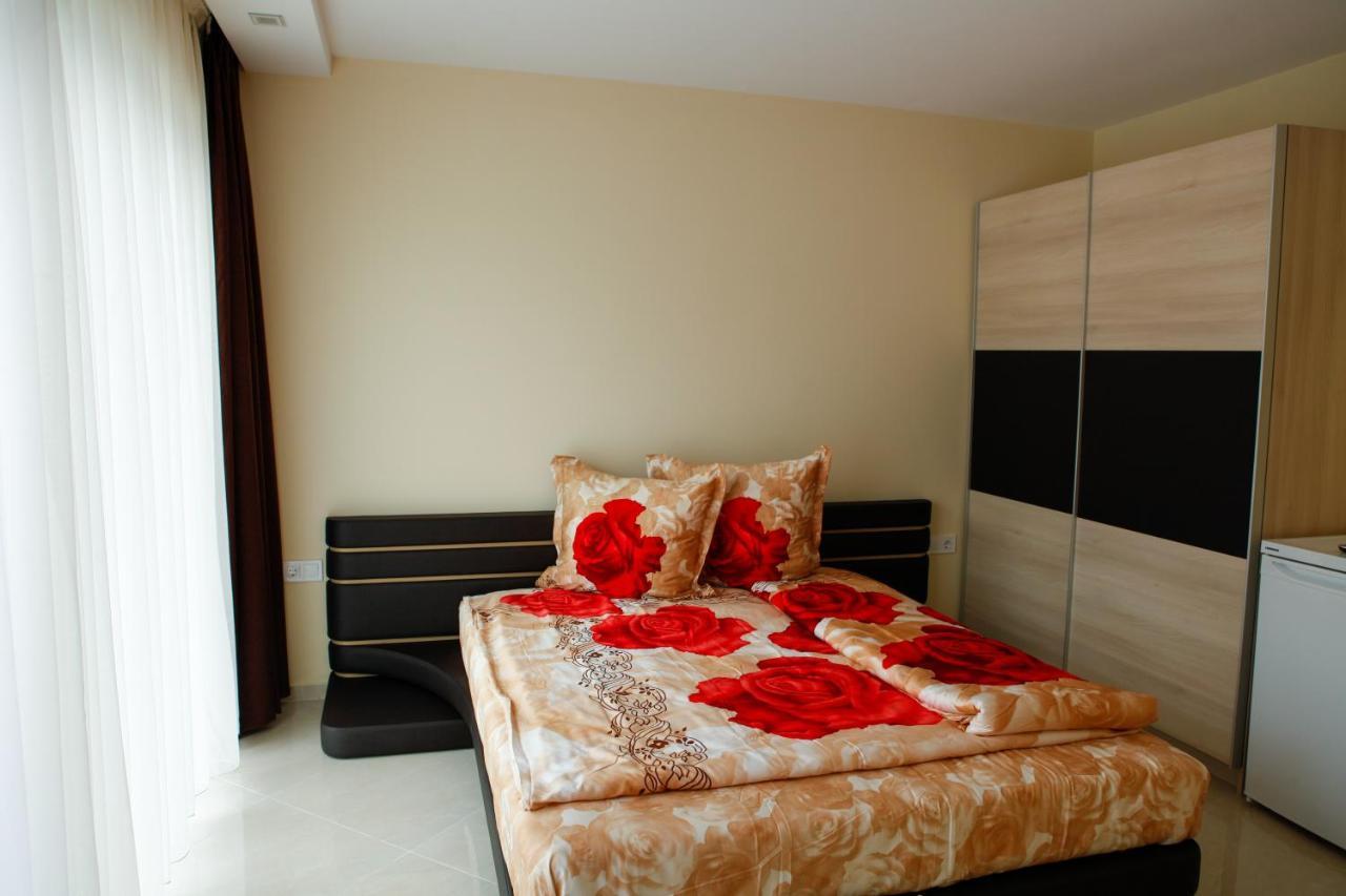 Zafo Hotel Sinemoretz Ngoại thất bức ảnh