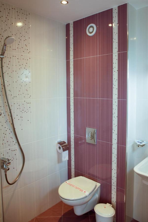 Zafo Hotel Sinemoretz Ngoại thất bức ảnh