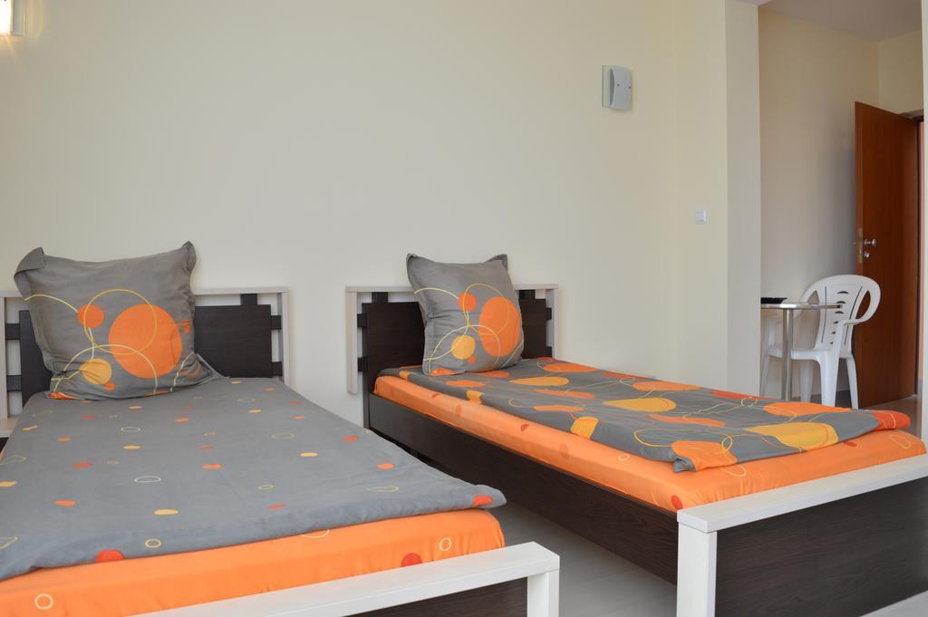Zafo Hotel Sinemoretz Ngoại thất bức ảnh