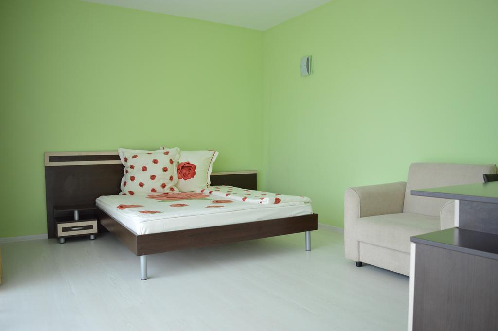 Zafo Hotel Sinemoretz Ngoại thất bức ảnh