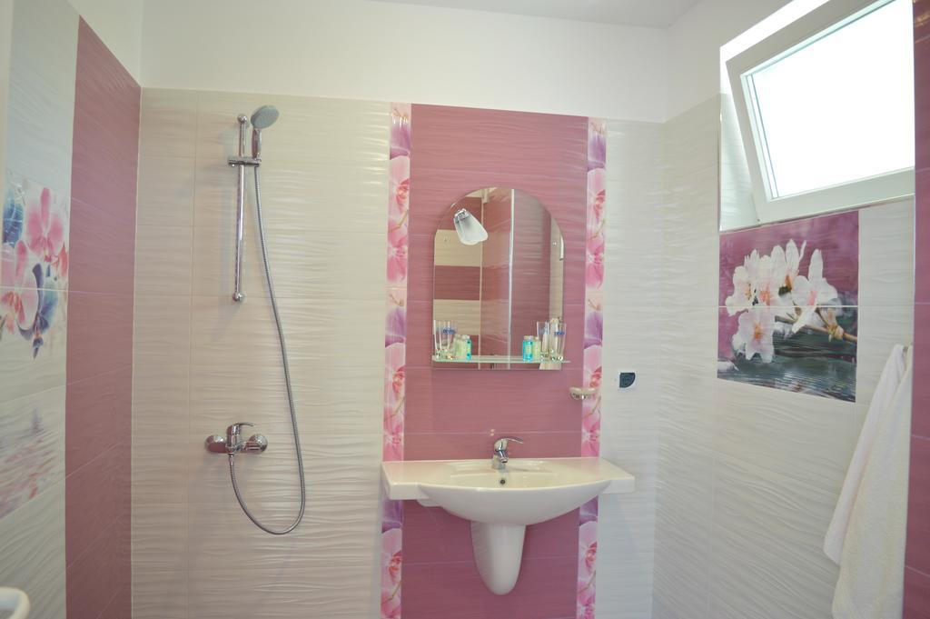 Zafo Hotel Sinemoretz Phòng bức ảnh