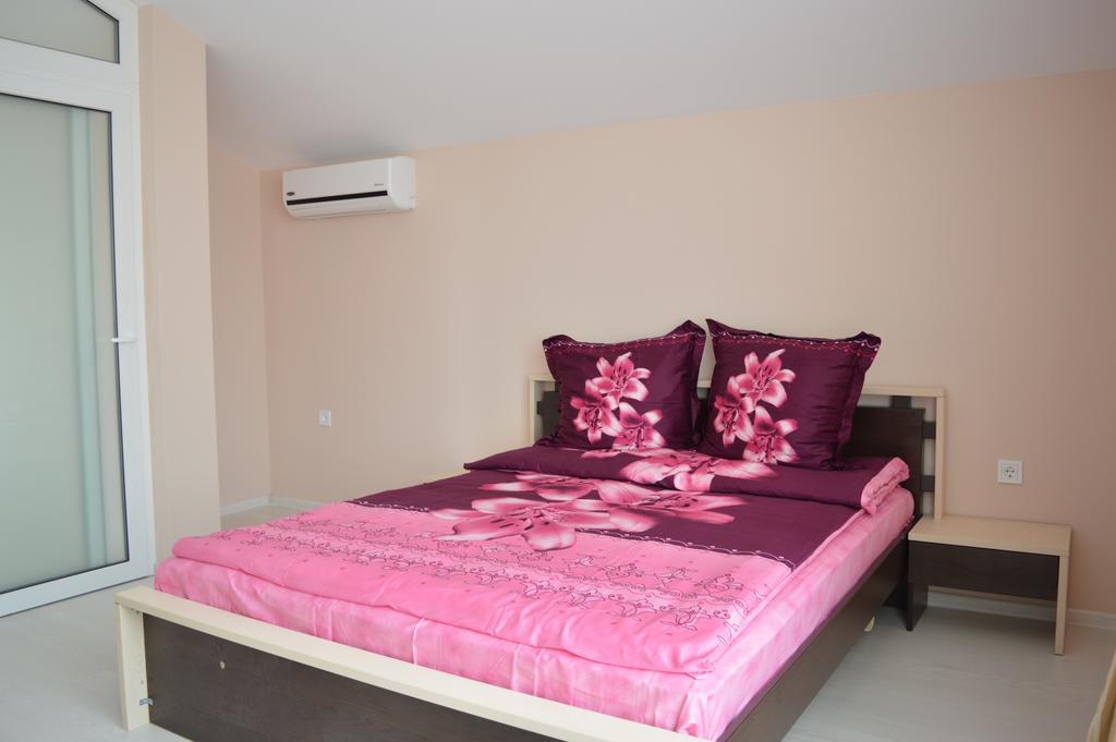 Zafo Hotel Sinemoretz Ngoại thất bức ảnh