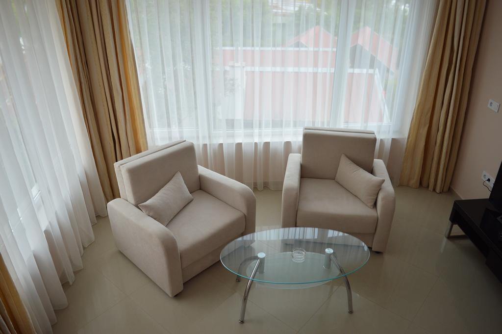 Zafo Hotel Sinemoretz Ngoại thất bức ảnh