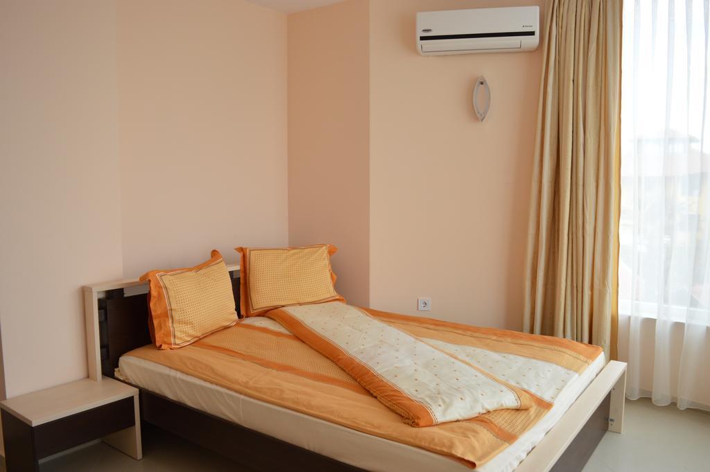 Zafo Hotel Sinemoretz Ngoại thất bức ảnh