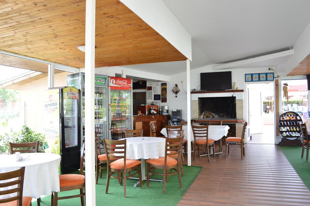 Zafo Hotel Sinemoretz Ngoại thất bức ảnh