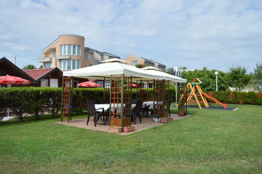 Zafo Hotel Sinemoretz Ngoại thất bức ảnh