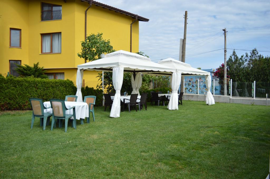 Zafo Hotel Sinemoretz Ngoại thất bức ảnh